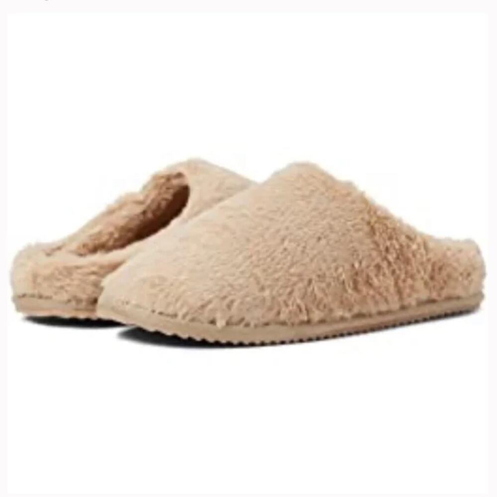 New Indigo Rd Tan Slip On Slippers Women's size 5